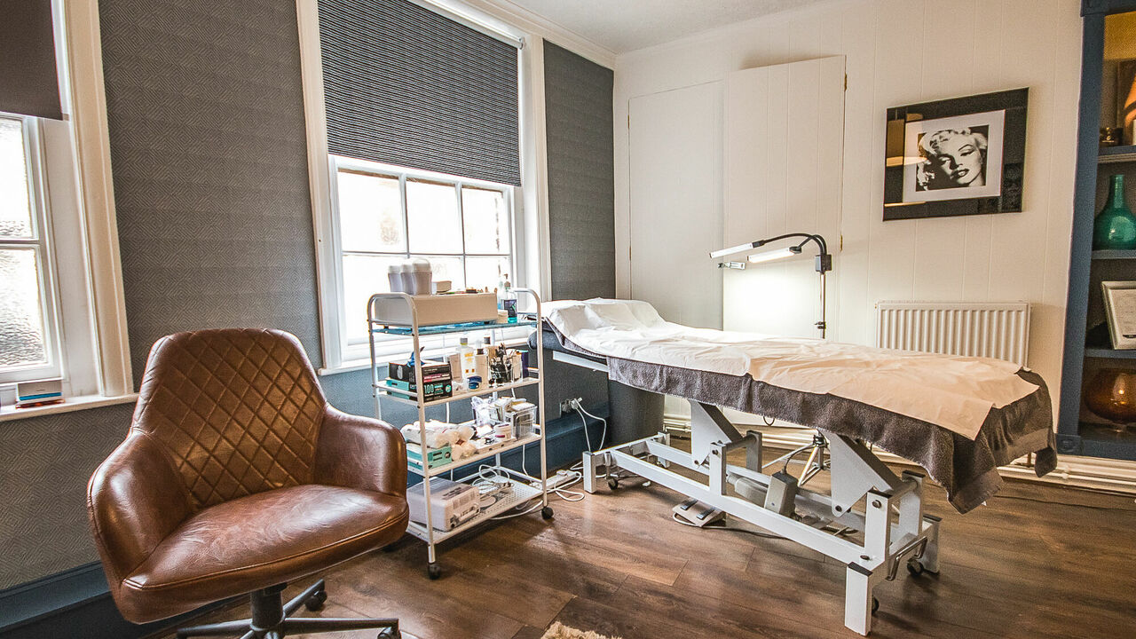 Medeiros Beauty Dolly’s Salon 13 Wyle Cop Shrewsbury Fresha